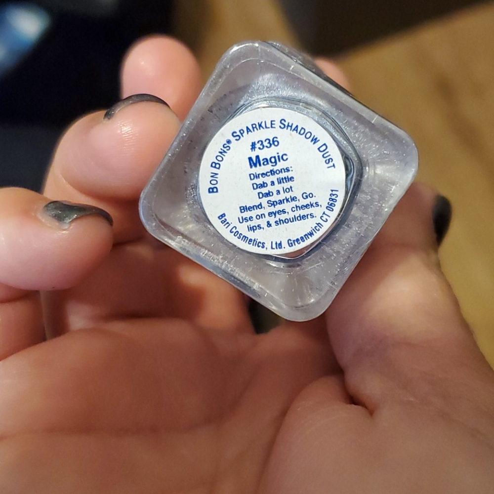 Bon Bons Sparkle Shadow Dust